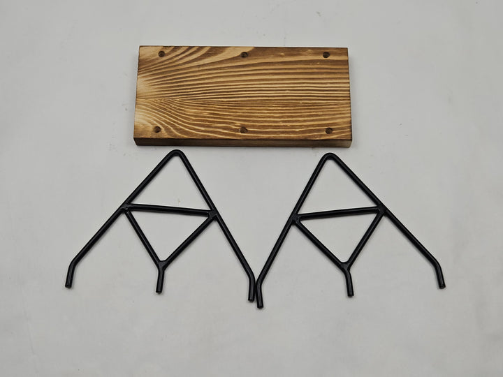 Suport servetele lemn si metal, 17 x 12,7 x 8,5 cm, design triunghiular, negru