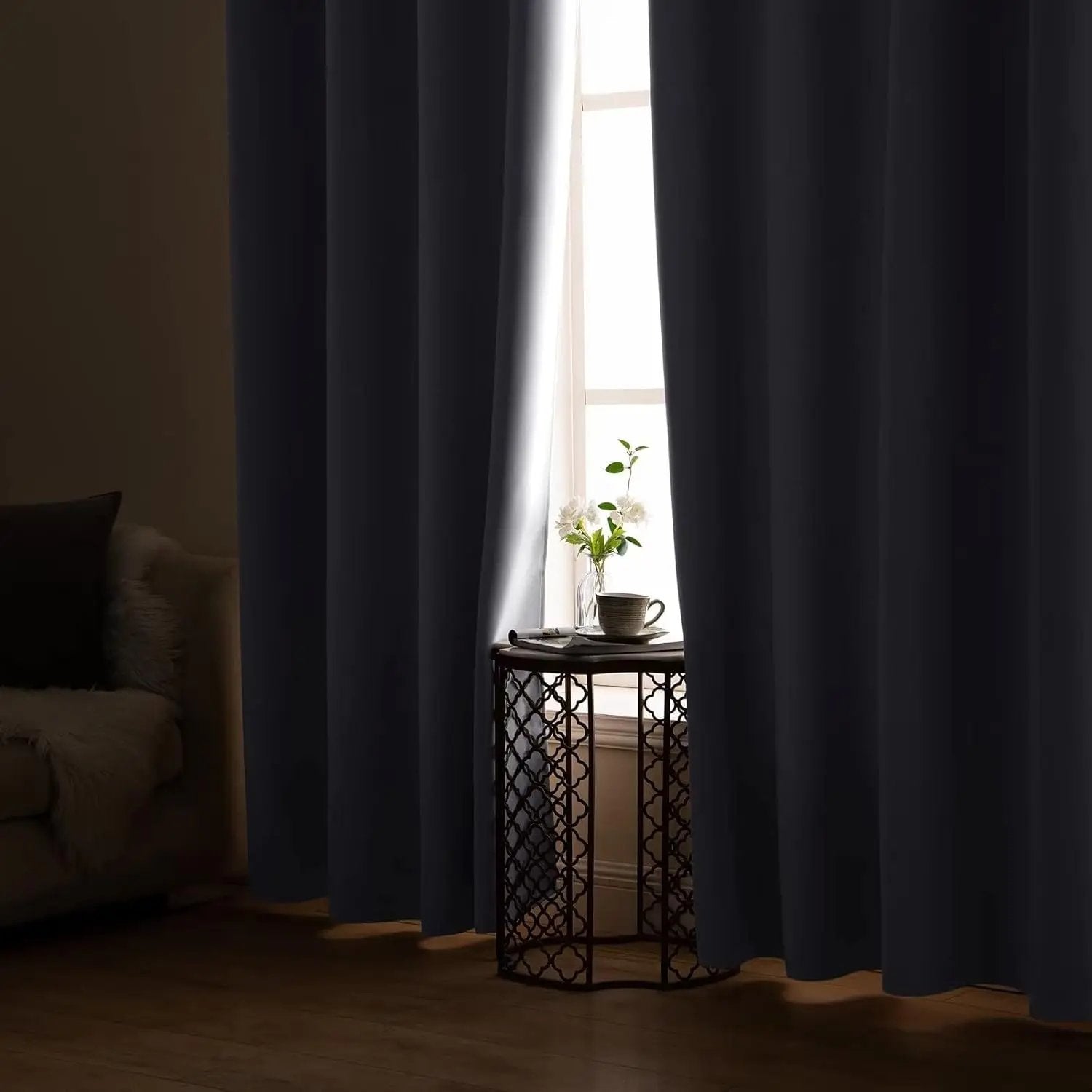 Set 2 draperii opace cu inele, efect de întunecare, protecție termică, 140 x 225 cm, gri alb