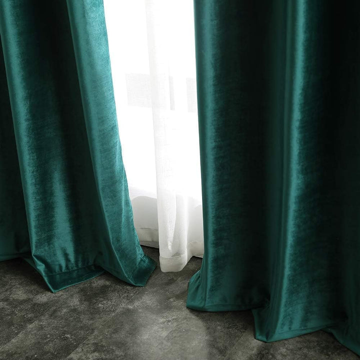 Set 2 draperii catifelate cu inele, 140 x 290 cm, opace, verde închis