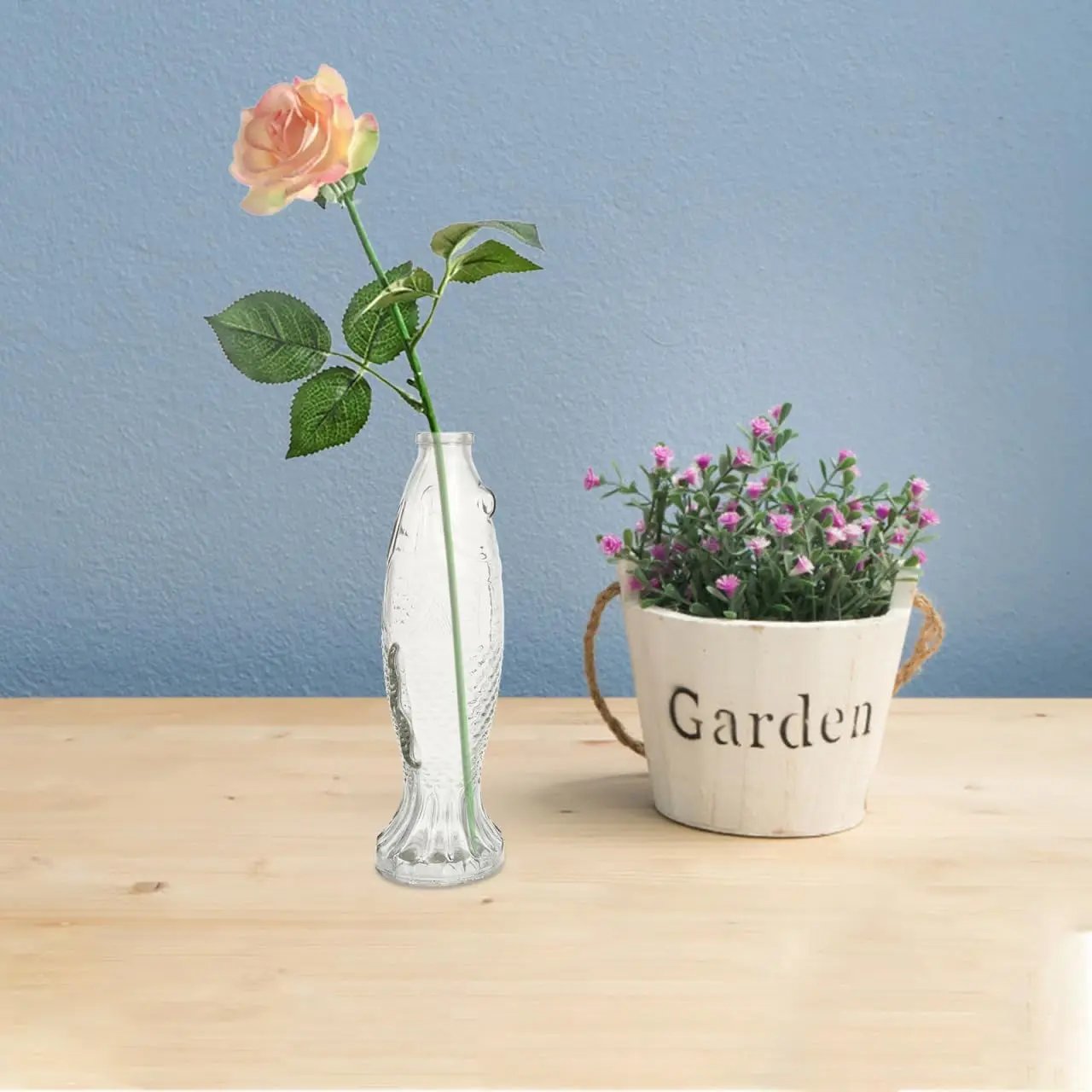 Set 2 vaze decorative din sticlă, formă de pește, cu dop din plută, 26 x 10 cm, transparente