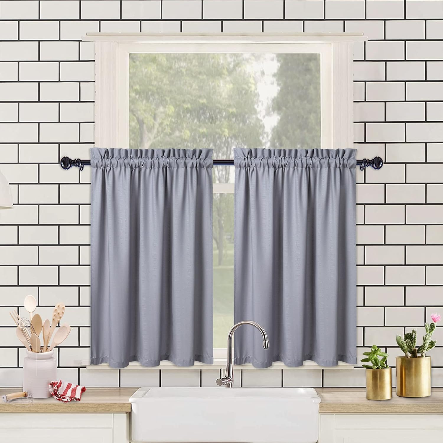 Set 2 perdele scurte, model în relief, 76 x 91 cm, rezistente la apă, gri