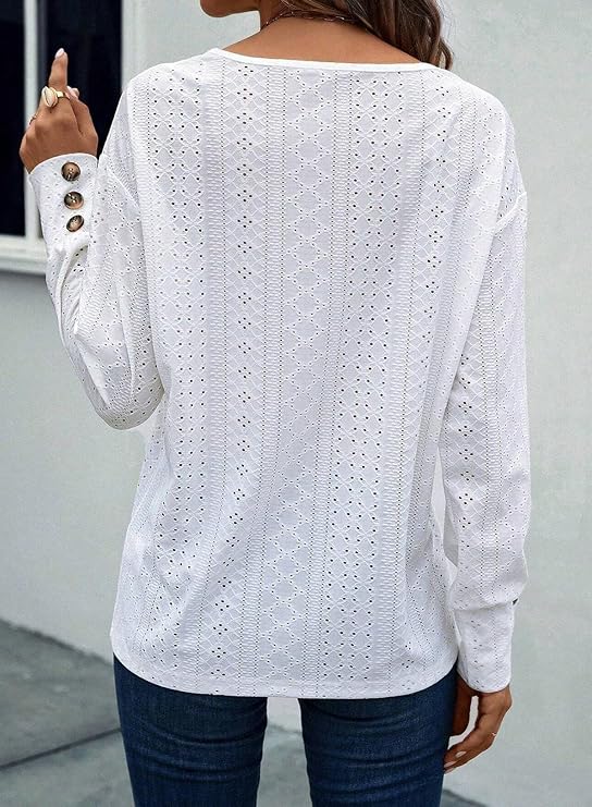 Bluză Dokotoo cu broderie și decolteu în V, alb, XL
