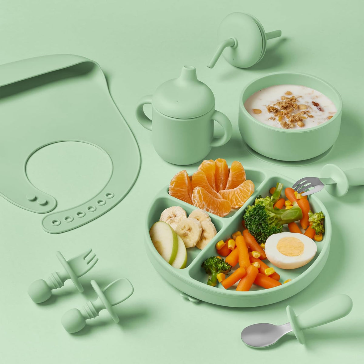 Set hranire bebelusi 10 piese, silicon alimentar, farfurie si bol cu ventuza, cana cu pai si cioc, verde