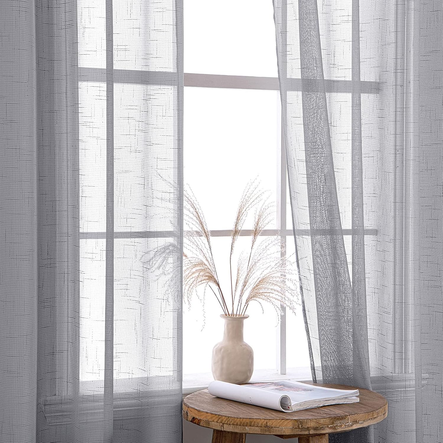Set 2 perdele voal, transparente, cu inele, 140 x 160 cm, gri deschis